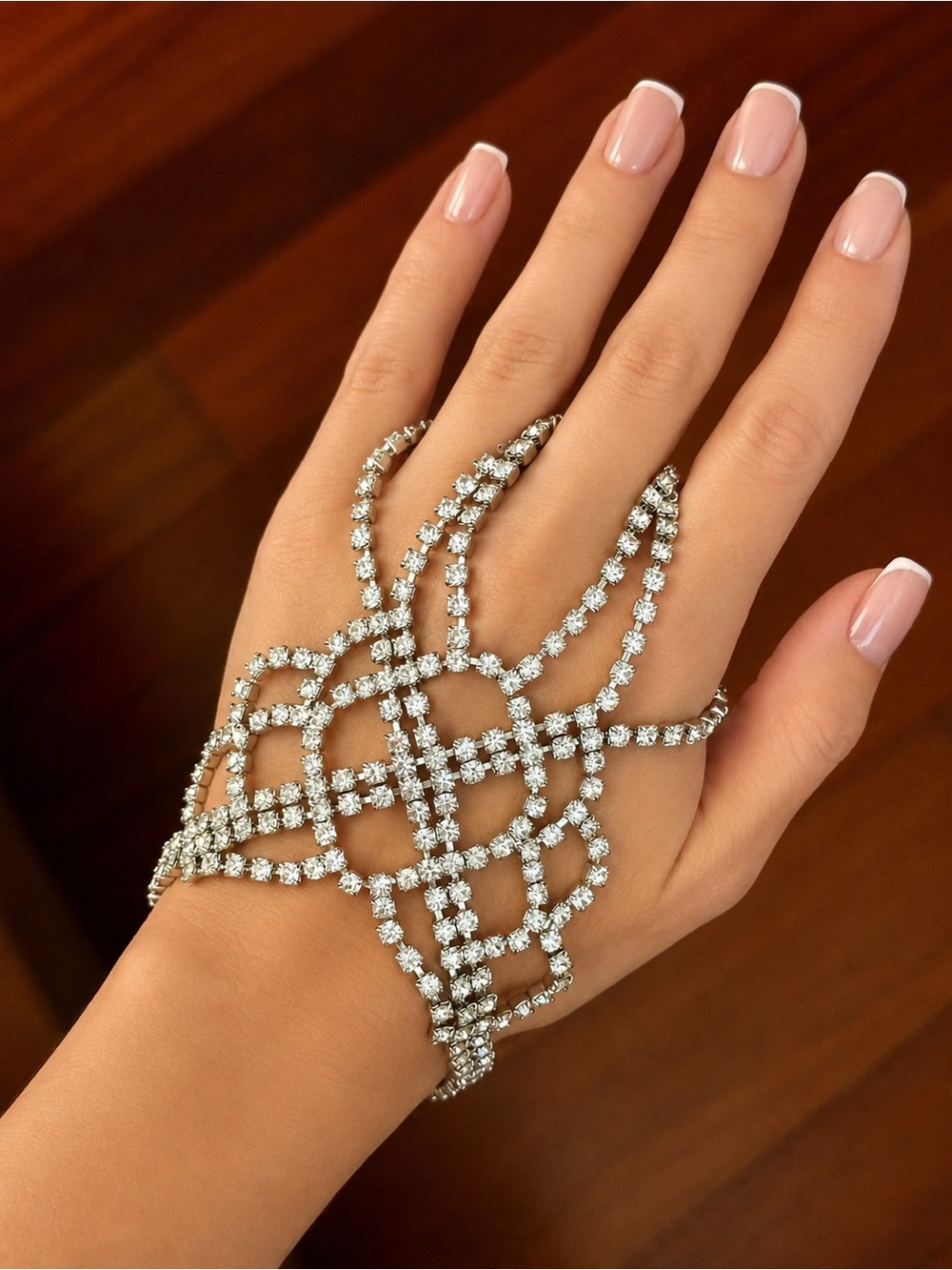 Vintage Crystal Slave, Hand-Chain Bracelet. Hand jewelry cuff. EUC Silvertone